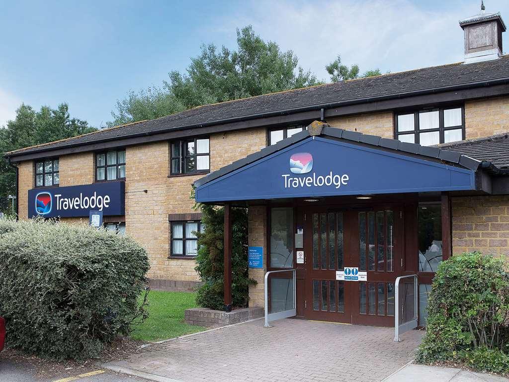 Travelodge Ilminster Bagian luar foto